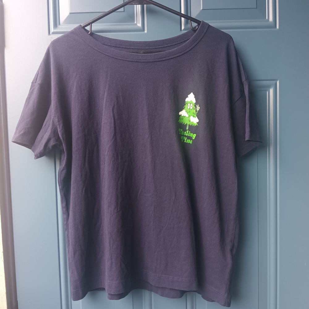 Old Navy Navy Blue Tee with Green Graphic